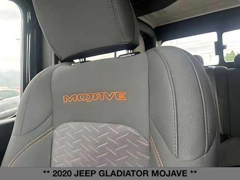 Used 2020 Jeep Gladiator Mojave AWD/4WD image 34