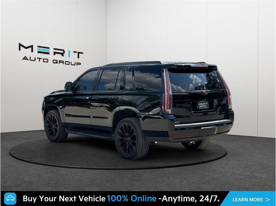 Used 2019 Cadillac Escalade Luxury w/ Escalade Sport Edition AWD/4WD image 7