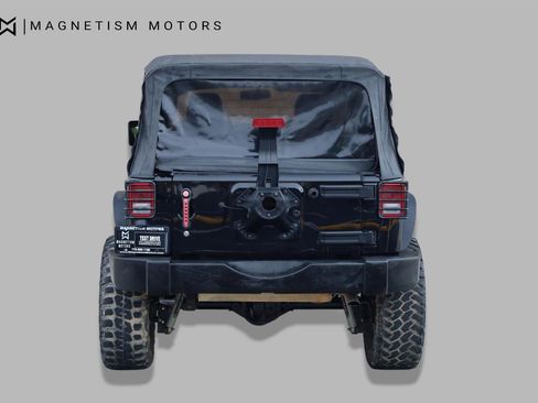 Used 2017 Jeep Wrangler Unlimited Sport w/ Quick Order Package 23S AWD/4WD image 8