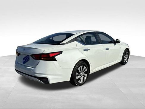 Used 2022 Nissan Altima 2.5 S image 6