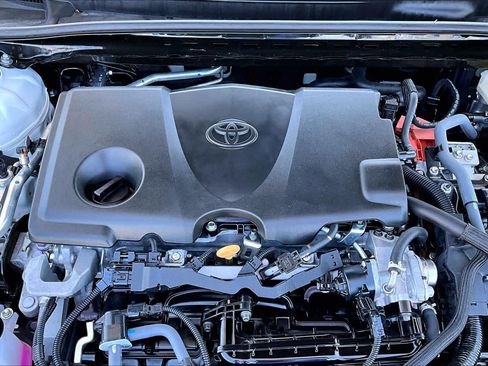Used 2025 Toyota Camry SE FWD image 32
