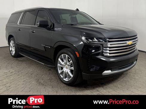 Used 2024 Chevrolet Suburban High Country w/ Advanced Technology Package image 1