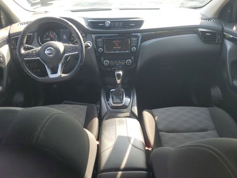 Used 2021 Nissan Rogue Sport SV image 14