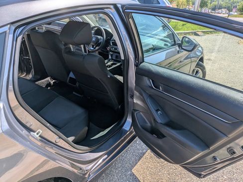 Used 2020 Honda Accord LX image 27