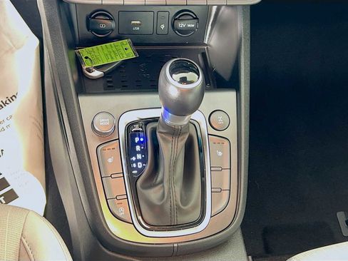 Used 2023 Hyundai Kona SEL w/ Convenience Package image 16