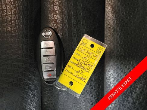 Used 2021 Nissan Rogue SV w/ Premium Package image 29