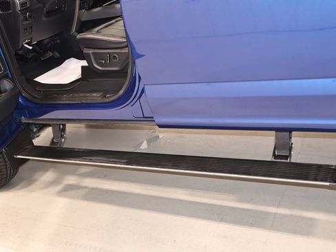 Certified 2022 Ford F350 Platinum AWD/4WD image 47