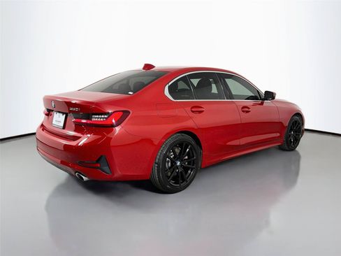 Used 2022 BMW 330i Sedan w/ Driving Assistance Package RWD image 5