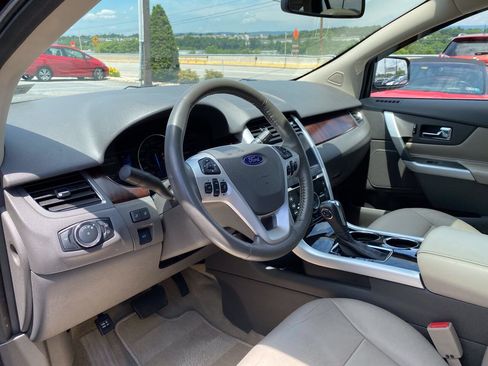 Used 2011 Ford Edge Limited w/ 301A Rapid Spec Order Code AWD/4WD image 11