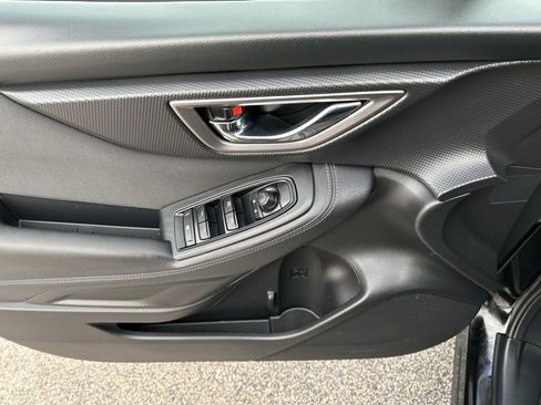 Used 2021 Subaru Forester Premium image 22