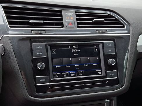 Used 2020 Volkswagen Tiguan S FWD image 17