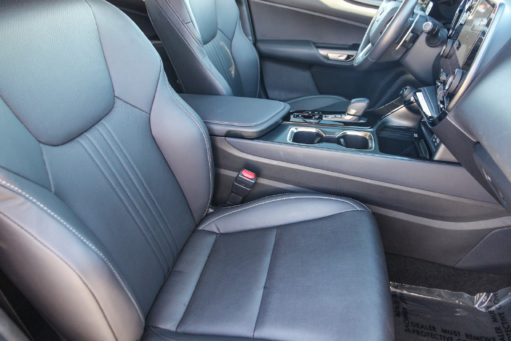 Certified 2026 Lexus NX 350h AWD w/ Accessory Package (2T) image 18