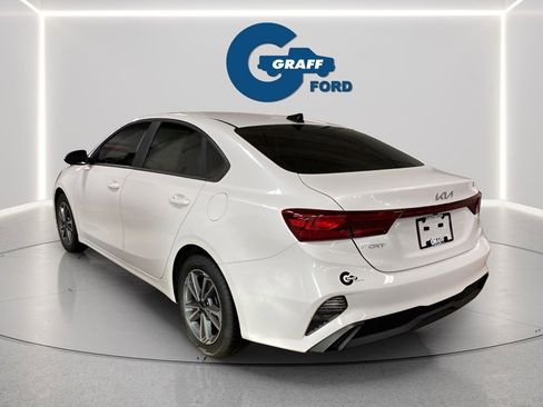 Used 2024 Kia Forte LXS FWD image 4