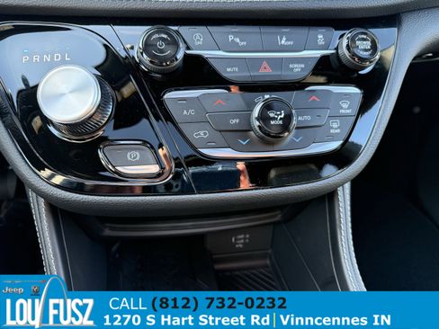 New 2026 Chrysler Pacifica Limited w/ S Appearance Package image 25