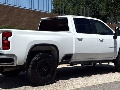 Used 2021 Chevrolet Silverado 3500 LT AWD/4WD image 6