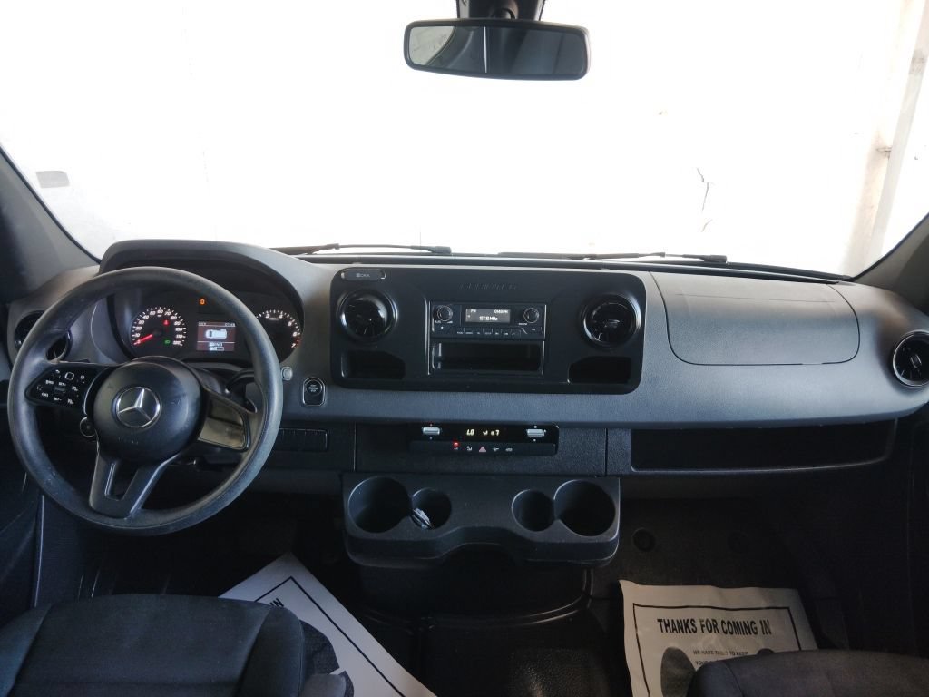 Used 2023 Mercedes-Benz Sprinter 2500 image 27