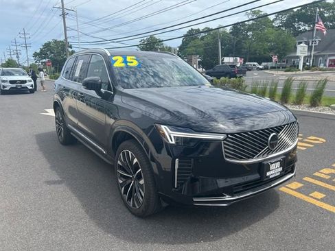 Certified 2025 Volvo XC90 B6 Plus AWD/4WD image 6