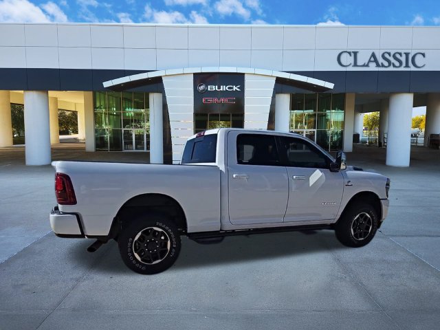 Used 2026 RAM 2500 Laramie AWD/4WD image 8
