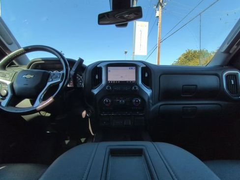 Used 2022 Chevrolet Silverado 2500 LTZ w/ LTZ Convenience Package image 2