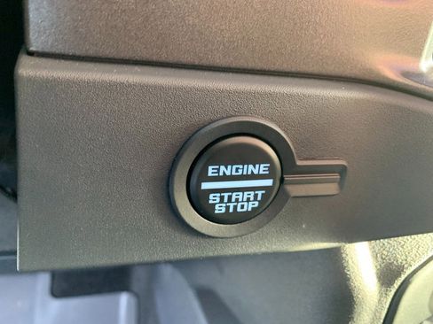 Used 2025 Ford Bronco Badlands AWD/4WD image 24