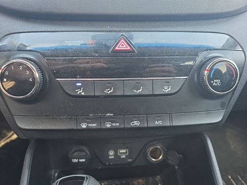 Used 2017 Hyundai Tucson SE image 24