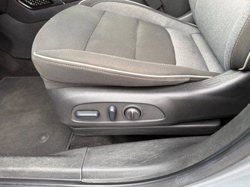 Used 2023 Chevrolet TrailBlazer LT w/ Convenience Package image 22