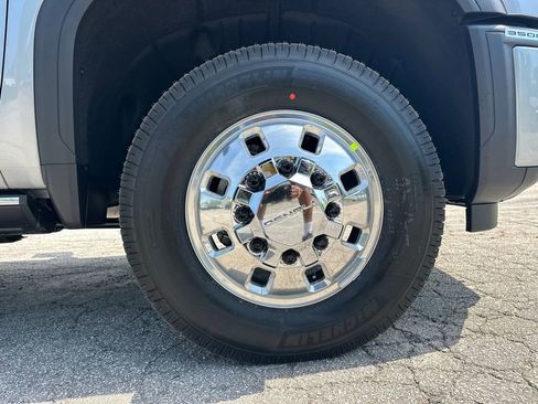 New 2026 GMC Sierra 3500 Denali image 13
