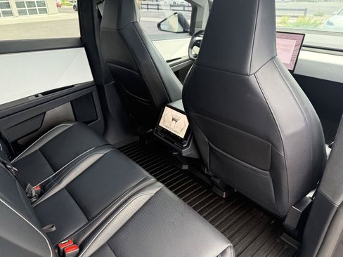 Used 2024 Tesla Cybertruck AWD Crew Cab image 19