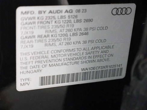 Used 2024 Audi Q3 2.0T Premium w/ Convenience Package image 39
