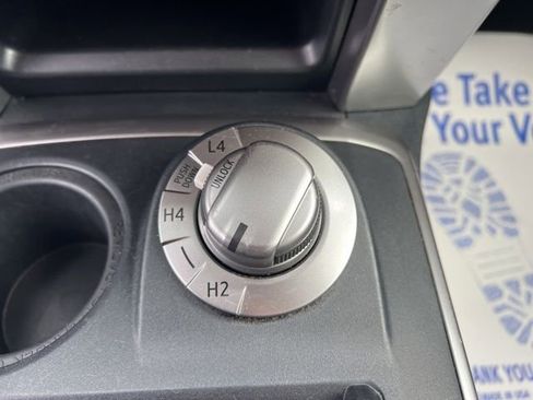 Used 2024 Toyota 4Runner SR5 image 25