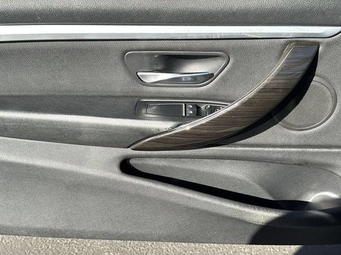 Used 2020 BMW 430i Coupe w/ Convenience Package RWD image 18