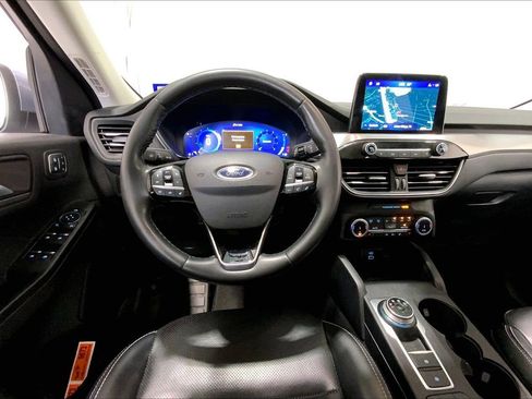 Used 2022 Ford Escape Titanium w/ Class II Trailer Tow Package image 14