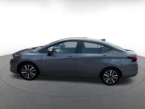 Used 2025 Nissan Versa SV FWD image 9