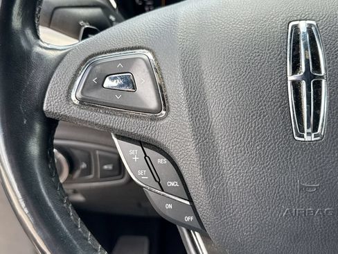 Used 2017 Lincoln MKC Select w/ Select Plus Package AWD/4WD image 26