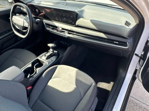 Used 2025 Kia K4 FWD image 36