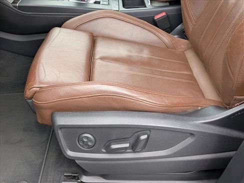 Used 2018 Audi Q5 Prestige w/ Prestige Package image 12