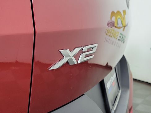 Certified 2025 BMW X2 xDrive28i w/ Premium Package image 24