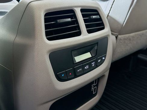 Used 2022 Honda Pilot Special Edition image 30