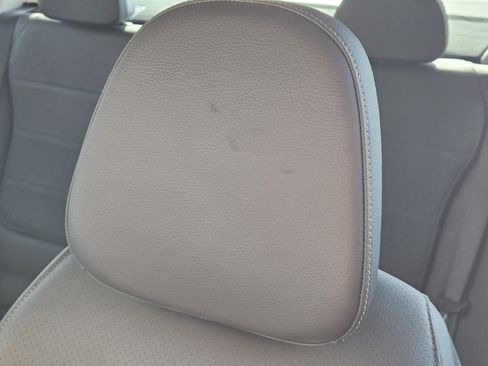 Used 2025 Mercedes-Benz C 300 Sedan image 14