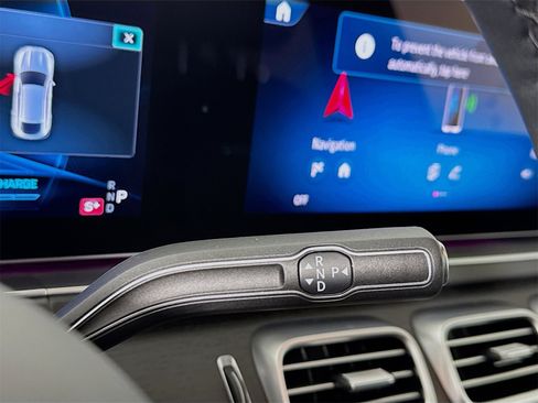 Used 2025 Mercedes-Benz GLE 53 AMG 4MATIC Coupe image 13