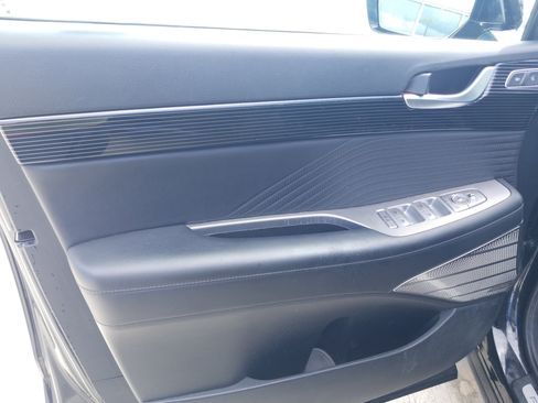 Used 2024 Hyundai Palisade Calligraphy image 9