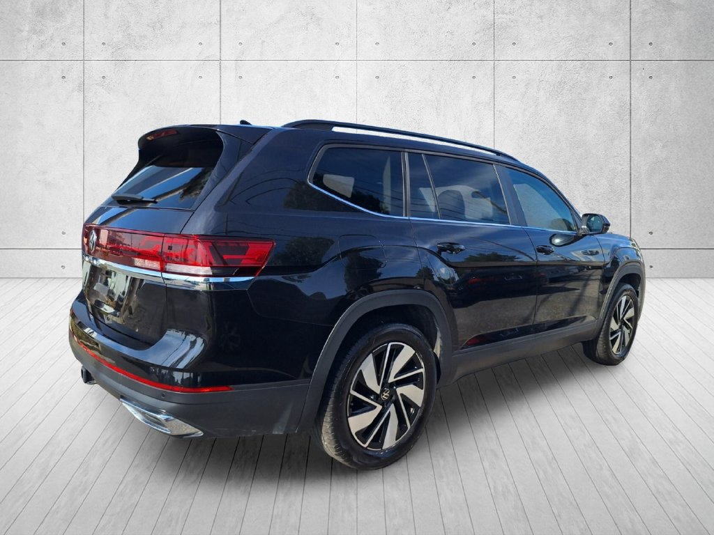 Used 2026 Volkswagen Atlas SE FWD image 5