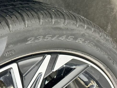 Used 2025 Kia K5 GT-Line AWD/4WD image 32