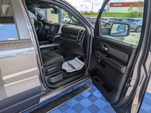Used 2019 RAM 1500 Big Horn AWD/4WD image 36