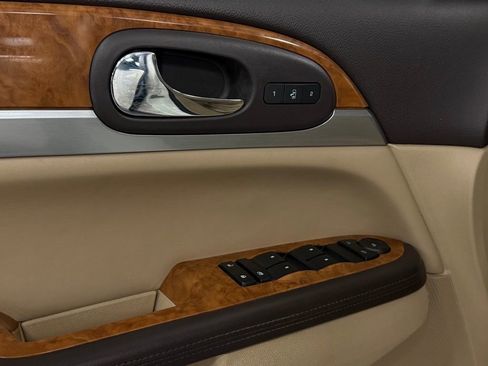 Used 2010 Buick Enclave CXL w/ Trailering Provision Package image 14