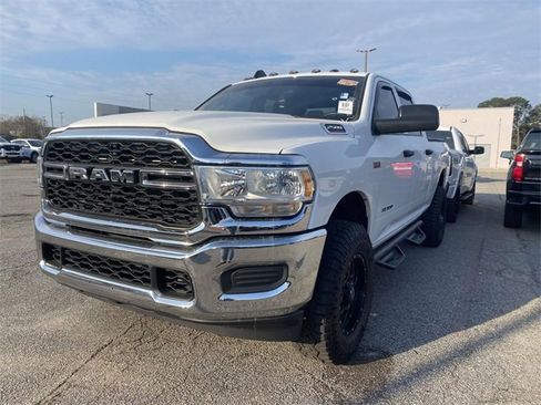 Used 2021 RAM 2500 Tradesman image 3