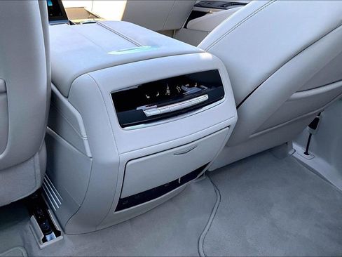 Used 2026 Cadillac Escalade Platinum Sport w/ LPO, ONYX Package image 32