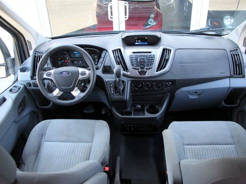Used 2019 Ford Transit 350 XLT image 25