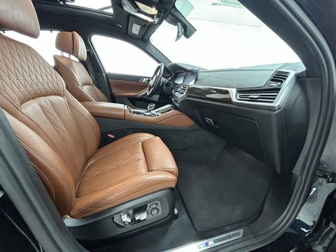 Used 2023 BMW X6 xDrive40i w/ Executive Package image 42