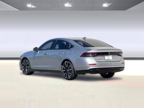 Certified 2023 Honda Accord Touring image 3